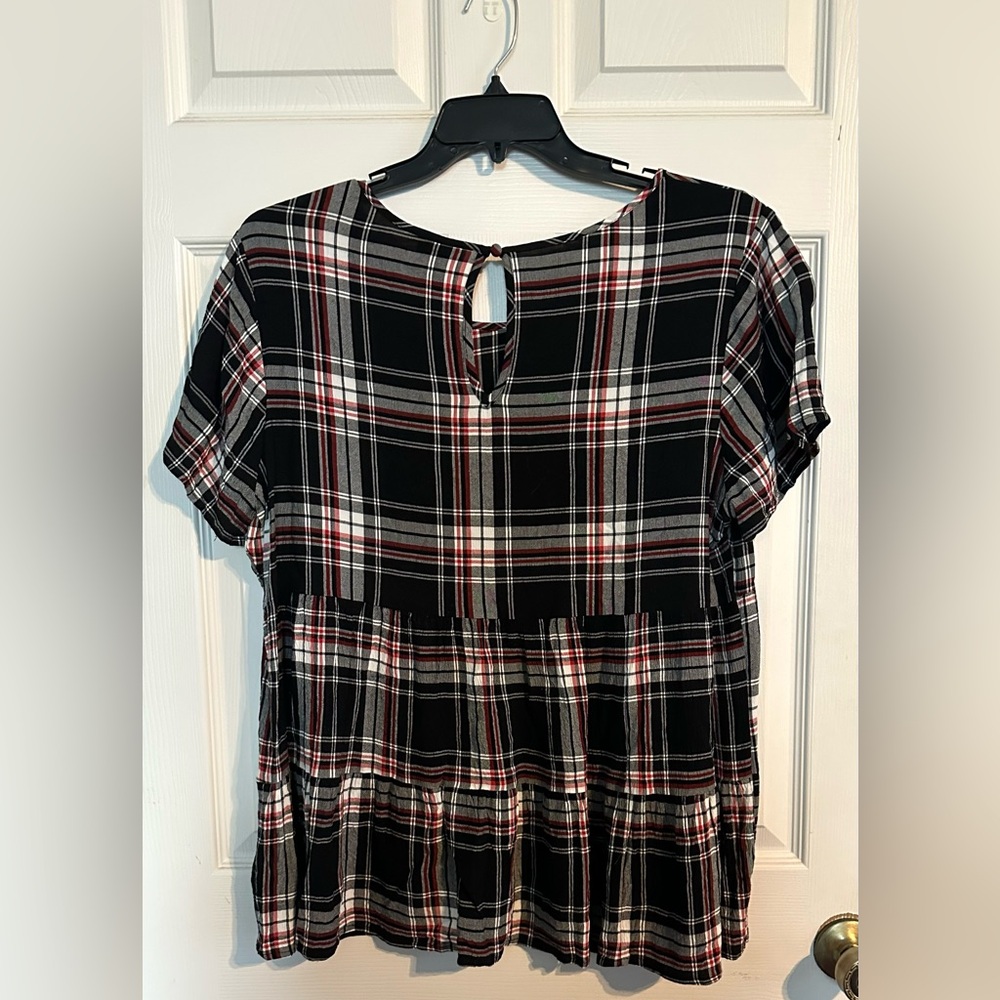 Torrid Women's Black and Red Plaid Blouse - Picture 3 of 3
